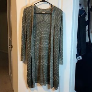 Hunter green and white cardigan